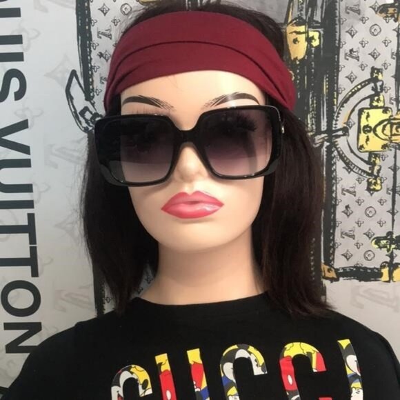 New Authentic Gucci GG0632S 001 Black Square Sunglasses Grey Gradient Lenses - Picture 5 of 11